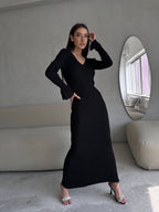 Ribbed Knit V-Neck Long Sleeve Maxi Dress
